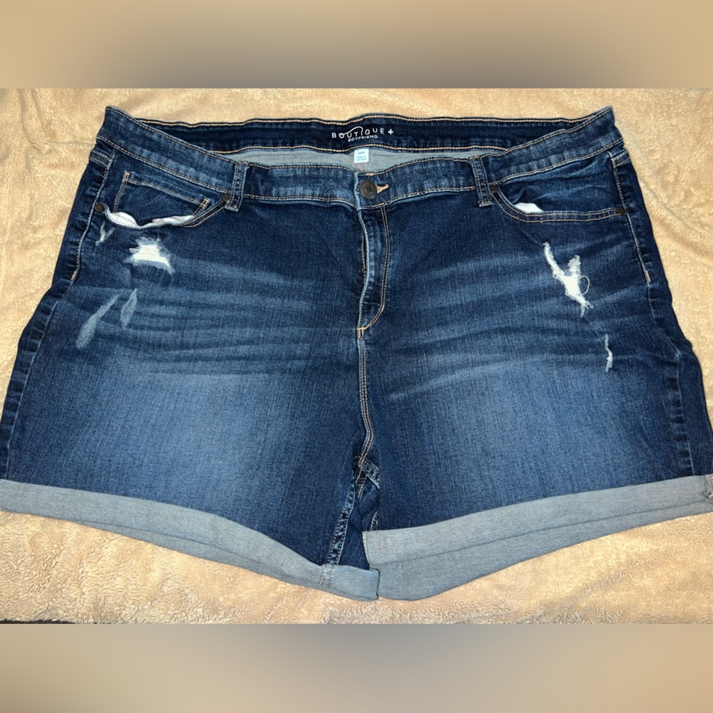 JC Penney Boutique Boyfriend Shorts